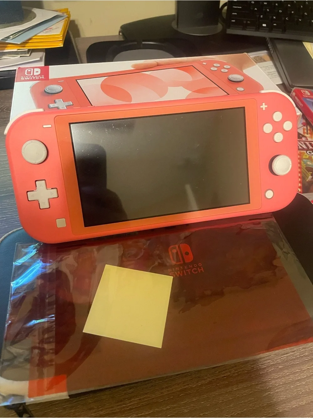 🛑SOLD🛑Pink Nintendo Switch Lite & 3 games